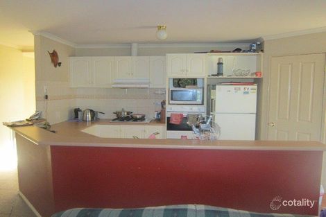 Property photo of 11 Croxley Place Narre Warren South VIC 3805