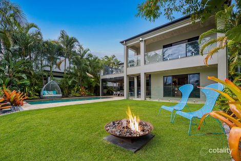 Property photo of 2346 Cressbrook Drive Hope Island QLD 4212