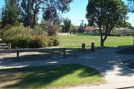 23 Grundy Way, Thornlie, WA 6108