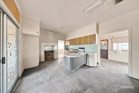 Property photo of 111 Canal Street Griffith NSW 2680