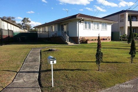 Property photo of 4 Gangurlin Street Heckenberg NSW 2168