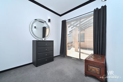 Property photo of 23 The Rise Woodvale WA 6026