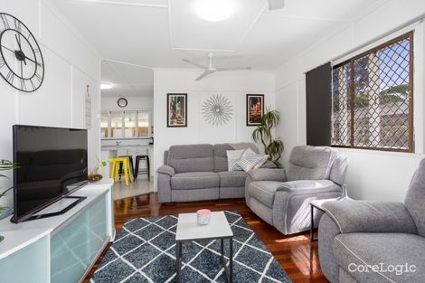 Property photo of 24 Grenadier Circle Ebbw Vale QLD 4304