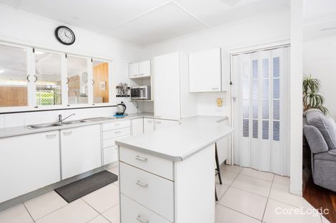 Property photo of 24 Grenadier Circle Ebbw Vale QLD 4304