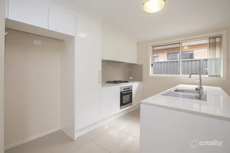 Property photo of 18 Sinclair Parade Jordan Springs NSW 2747