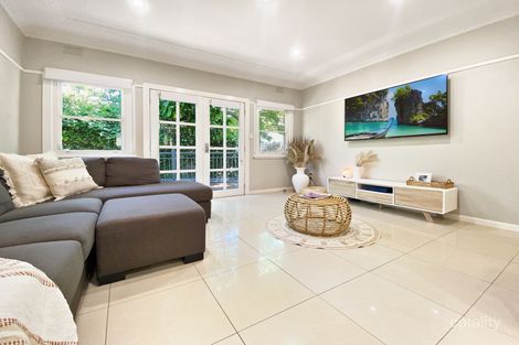 Property photo of 27 Croaker Street Turvey Park NSW 2650