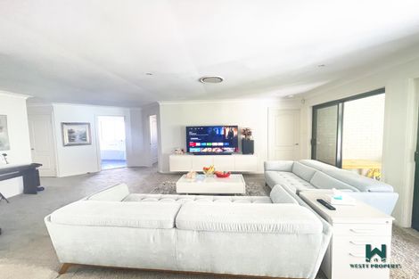 Property photo of 19 Harvard Circuit Rouse Hill NSW 2155