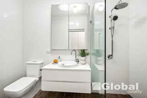 Property photo of 2/62 Albert Street Warners Bay NSW 2282
