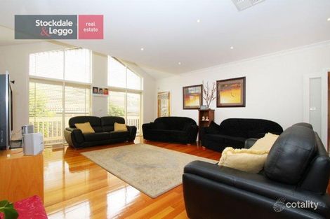 Property photo of 13 Howe Court Bundoora VIC 3083