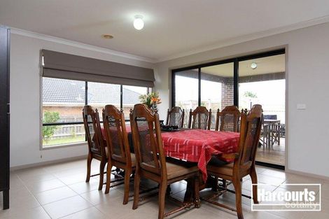 Property photo of 78 Broderick Road Carrum Downs VIC 3201