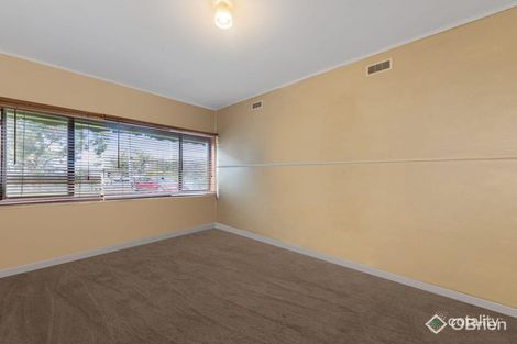 Property photo of 8 Alexandra Avenue Koo Wee Rup VIC 3981