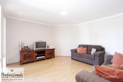 Property photo of 11 Teal Brook Circle Seville Grove WA 6112