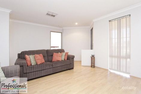 Property photo of 11 Teal Brook Circle Seville Grove WA 6112