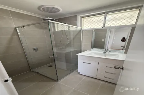 Property photo of 8 Clarke Place Onslow WA 6710