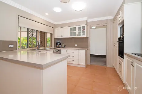 Property photo of 4 Leet Court Arundel QLD 4214