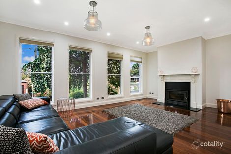 Property photo of 15 Marshall Crescent Kennington VIC 3550