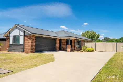 32 Pech Ave, Jindera, NSW 2642