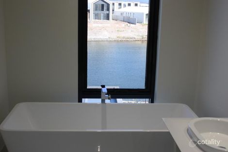 Property photo of 13 Concourse Drive Mermaid Waters QLD 4218