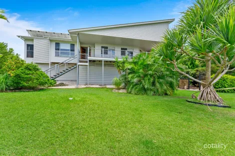Property photo of 30 Seafarer Drive River Heads QLD 4655