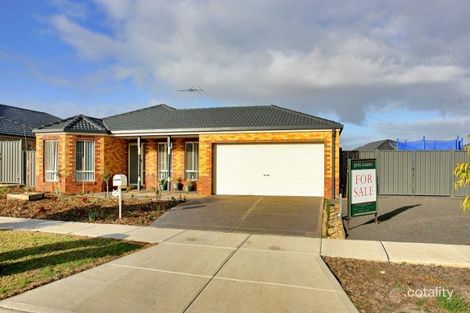 Property photo of 18 Connewarre Close Manor Lakes VIC 3024