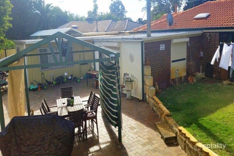 Property photo of 11 Ainsley Court Camillo WA 6111