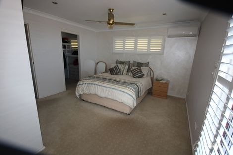 Property photo of 10 Diamond Close Swansea Heads NSW 2281