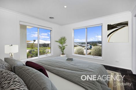Property photo of 39 Watson Boulevard Lloyd NSW 2650