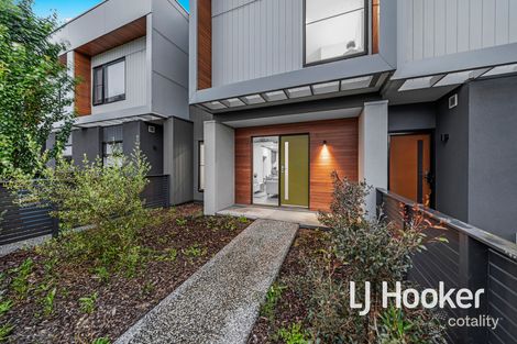 Property photo of 37 Villager Street Cranbourne East VIC 3977