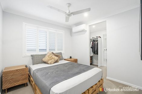 Property photo of 2/5 Kenmar Street Labrador QLD 4215