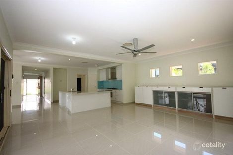 Property photo of 16 Paradise Drive Coomera QLD 4209