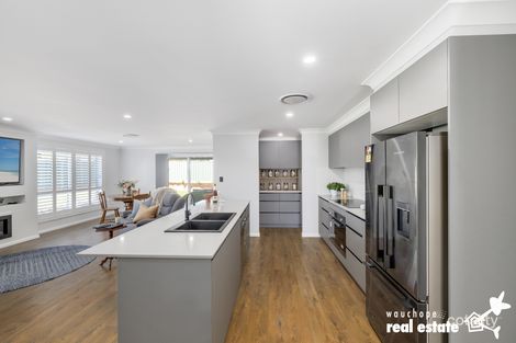 1 Broadaxe Way, Wauchope, NSW 2446