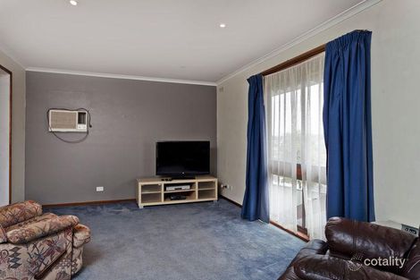 Property photo of 16 Specimen Hill Road Golden Square VIC 3555