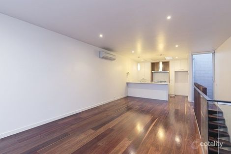 Property photo of 2/59 Young Street Fitzroy VIC 3065