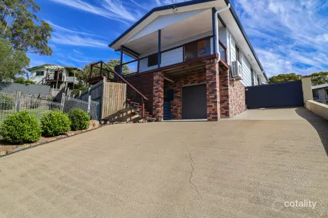 9 ERIN CL, NEW AUCKLAND, QLD 4680