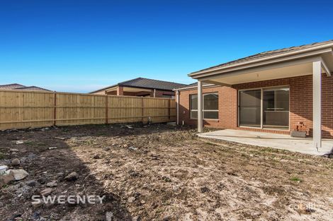 Property photo of 32 Prospector Crescent Diggers Rest VIC 3427