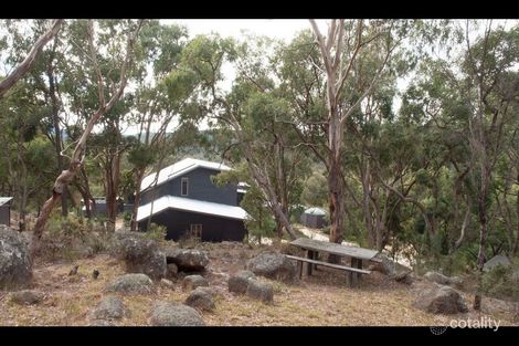 Property photo of 37 Roberts Road Stanthorpe QLD 4380