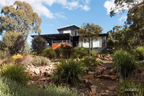 Property photo of 37 Roberts Road Stanthorpe QLD 4380
