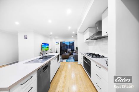 Property photo of 24 Madden Boulevard Tarneit VIC 3029