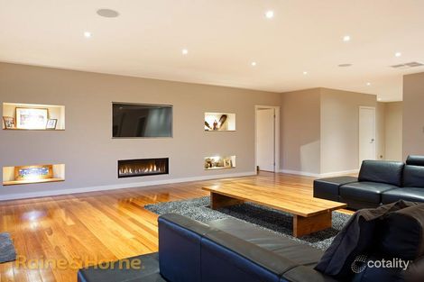 Property photo of 12 Olearia Place Lake Albert NSW 2650