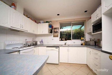 3 Harlow Ct, Camillo, WA 6111