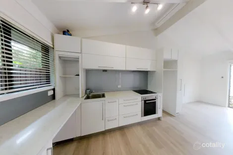 Property photo of 2/4 Oceania Crescent Sunshine Beach QLD 4567