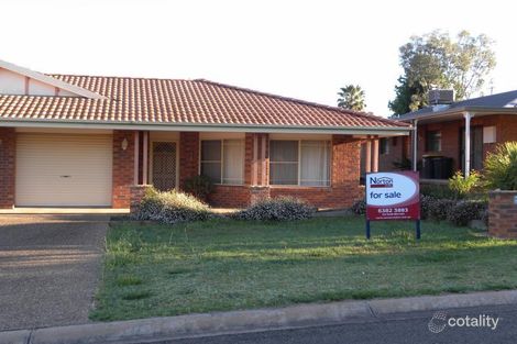 Property photo of 1/32 Pineview Circuit Young NSW 2594