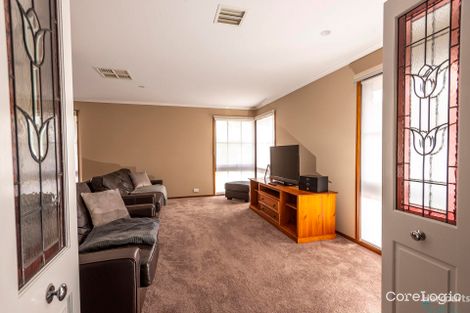 Property photo of 5 Hope Court Mill Park VIC 3082