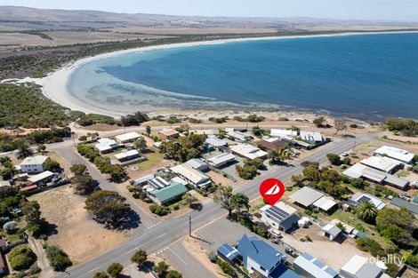 16 Central St, Louth Bay, SA 5607