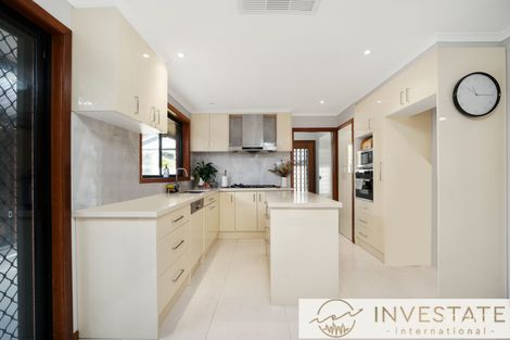 Property photo of 15 Sheahan Crescent Hoppers Crossing VIC 3029