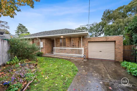 Property photo of 35 Beaconsfield Road Briar Hill VIC 3088