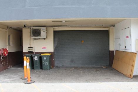 2/13 Blaxland Rd, Campbelltown, NSW 2560