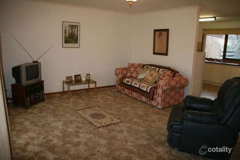 Property photo of 2/14 Willis Street Greensborough VIC 3088