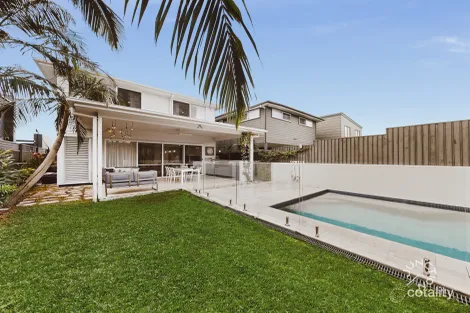 5 Smith Pl, Cannon Hill, QLD 4170