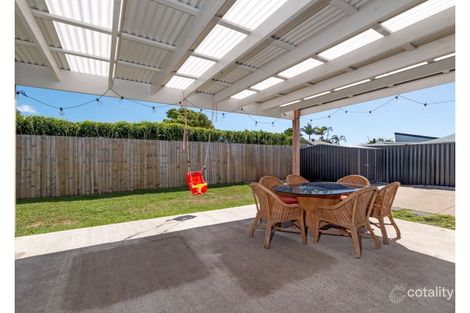 Property photo of 2/15 Coonang Crescent Warana QLD 4575